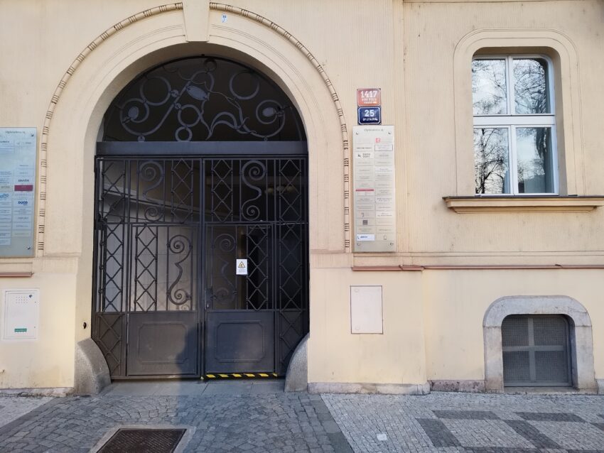 Oddlužení a insolvence Praha Opletalova 25 – abivia Praha osobní bankrot a dluhová poradna
